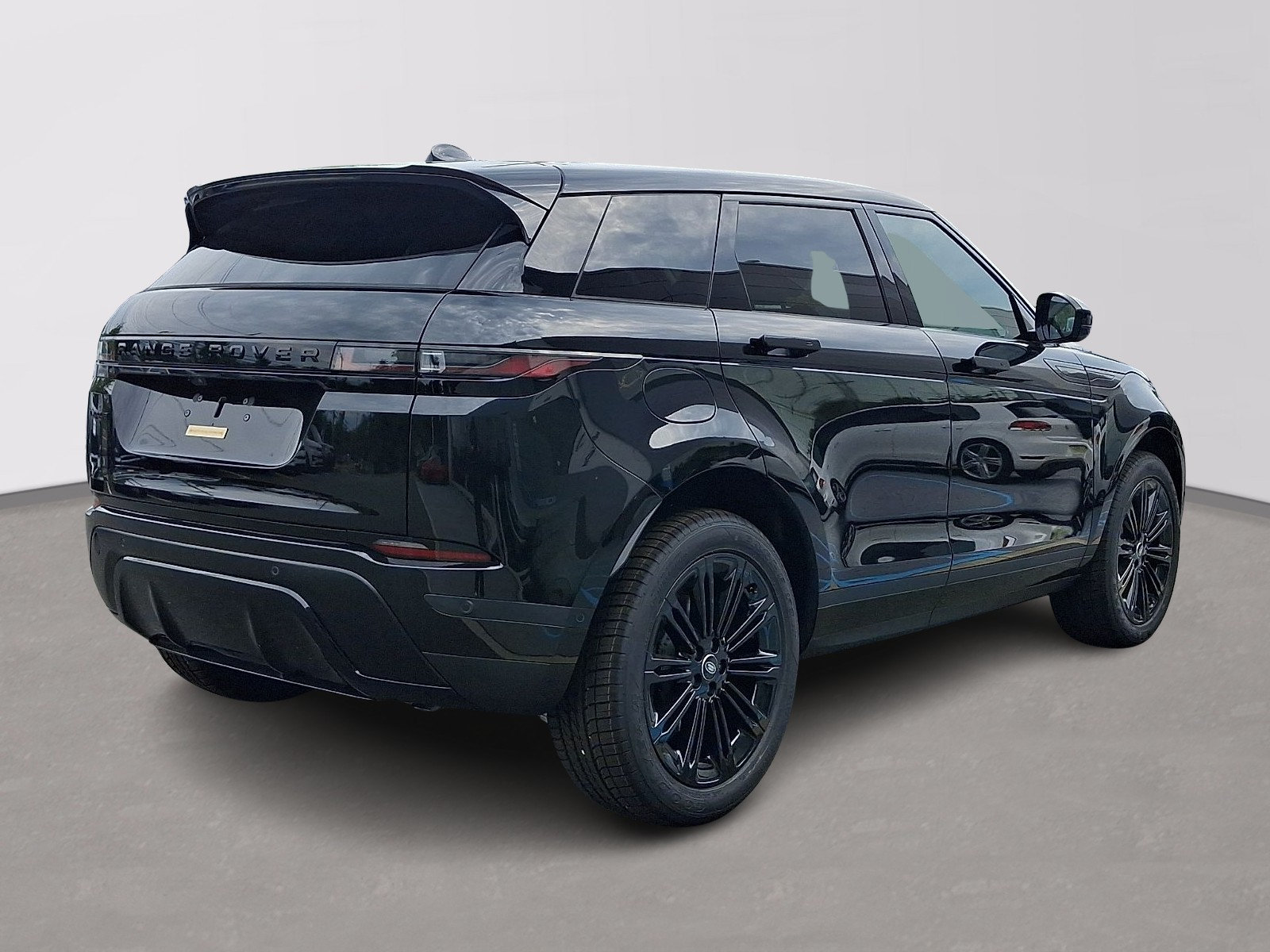 New 2026 Land Rover Range Rover Evoque S AWD/4WD image 3