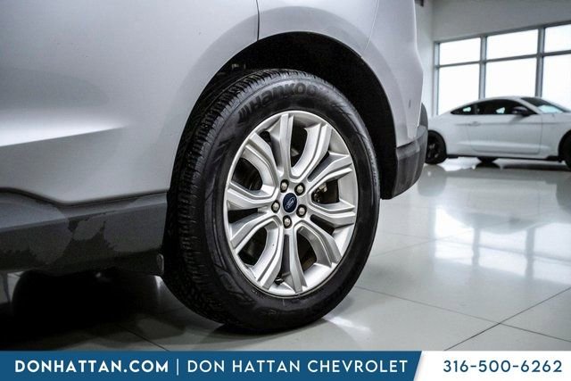 Used 2022 Ford Edge Titanium image 43
