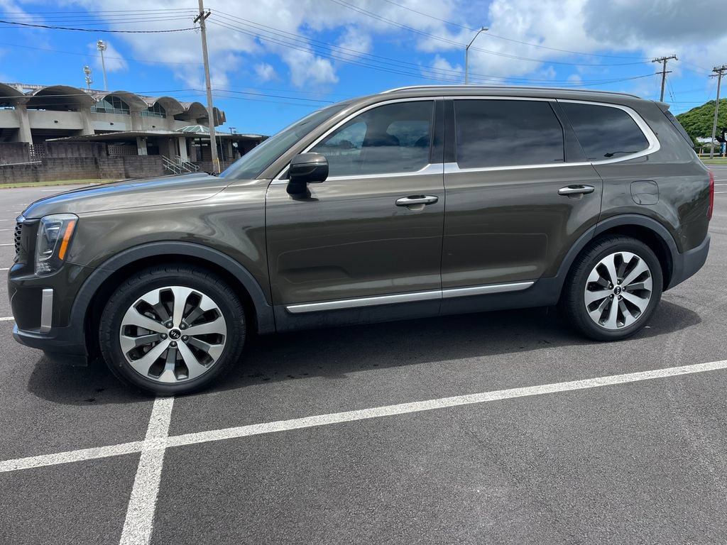 Used 2020 Kia Telluride S AWD/4WD image 3