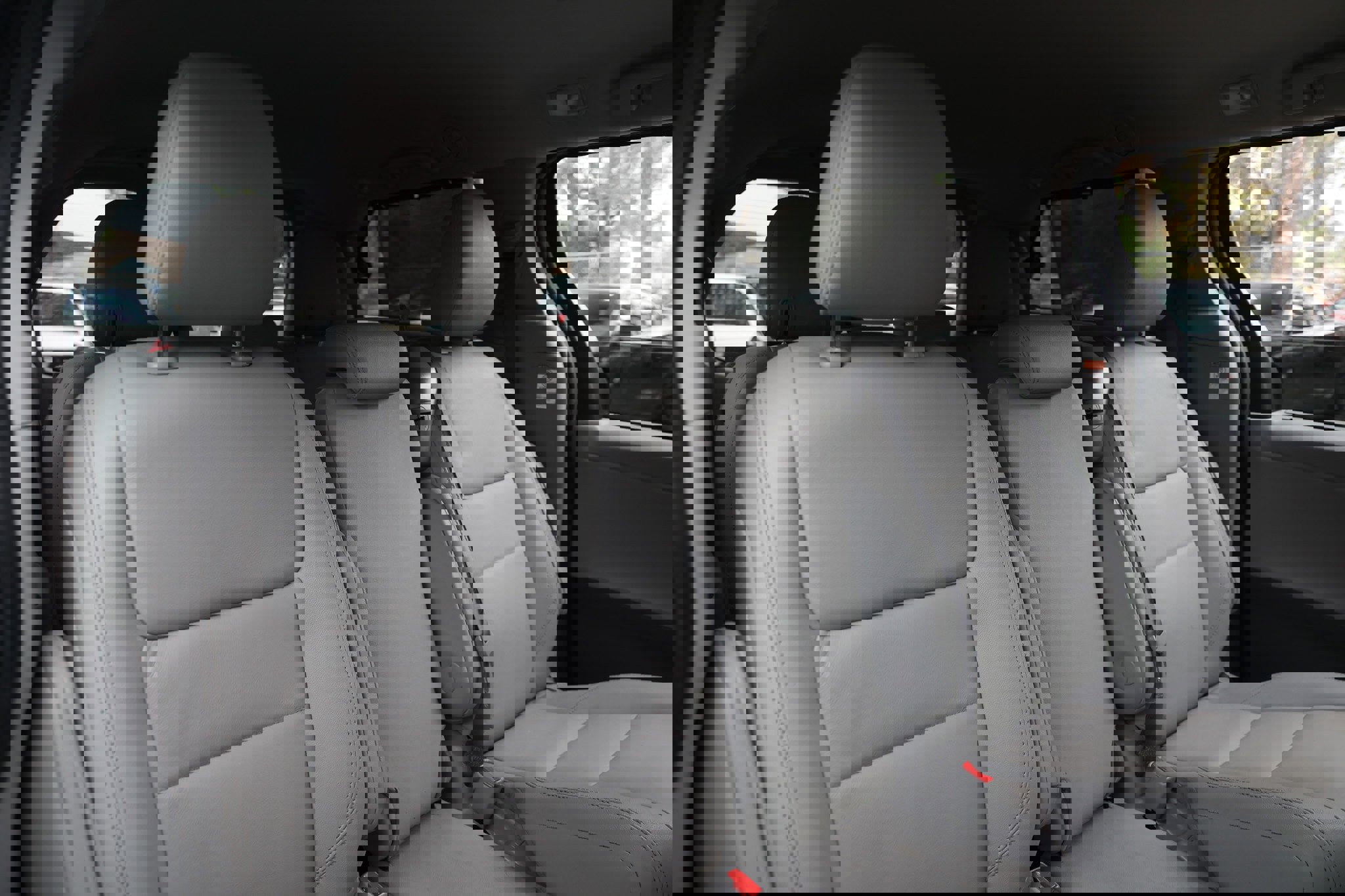 Used 2020 Toyota Sienna XLE image 17