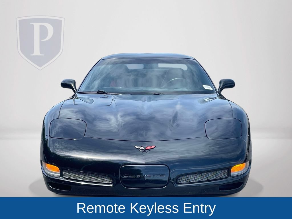 Used 2004 Chevrolet Corvette Z06 w/ Memory Package RWD image 3