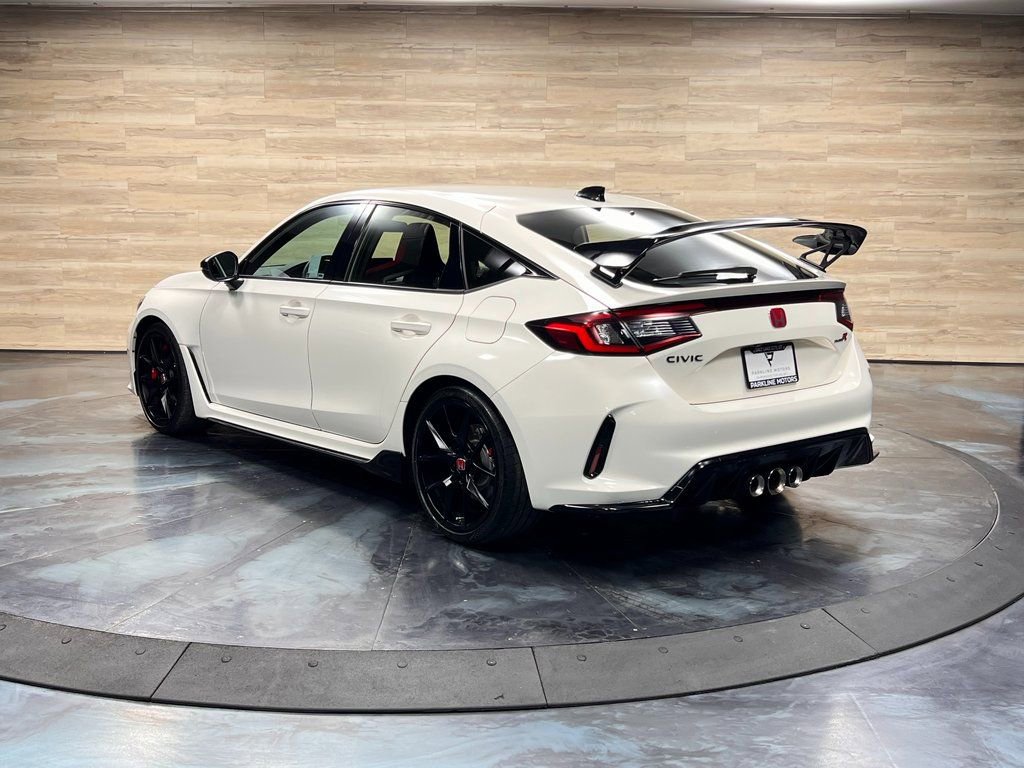 Used 2025 Honda Civic Type R image 13