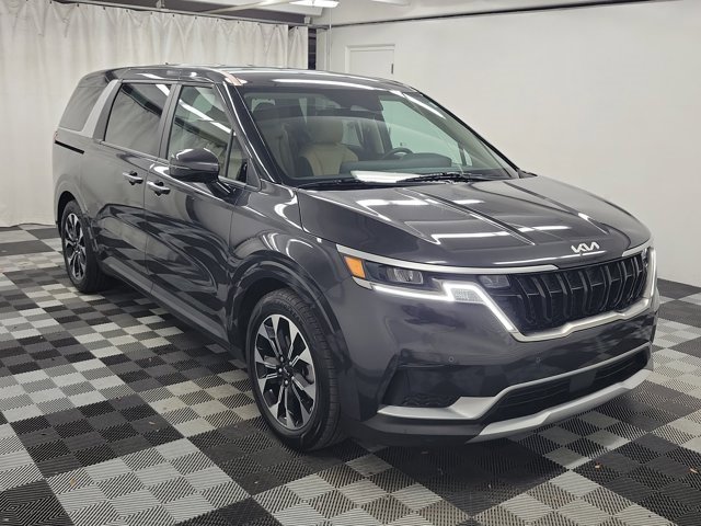 Certified 2024 Kia Carnival EX