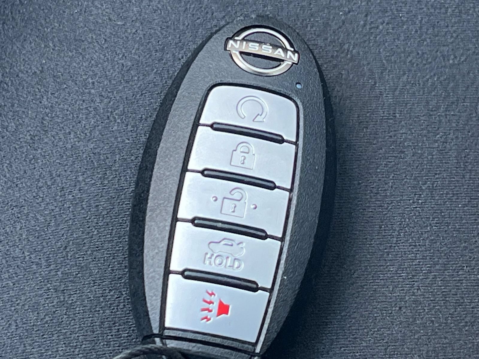 Used 2025 Nissan Altima 2.5 SV FWD image 28