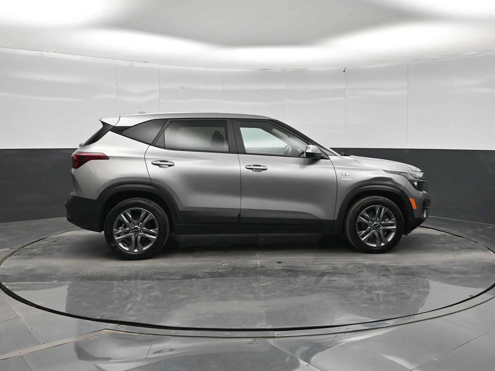 Used 2022 Kia Seltos LX AWD/4WD image 9