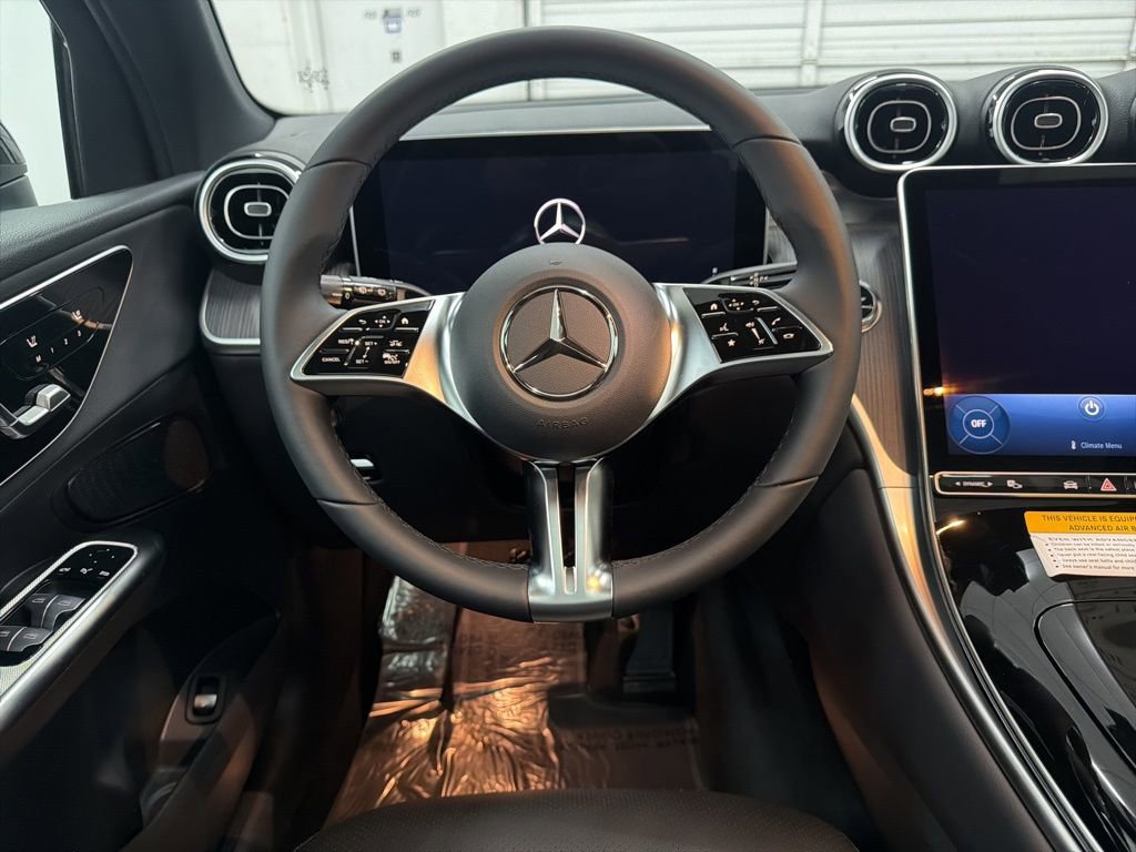 New 2026 Mercedes-Benz GLC 300 image 21