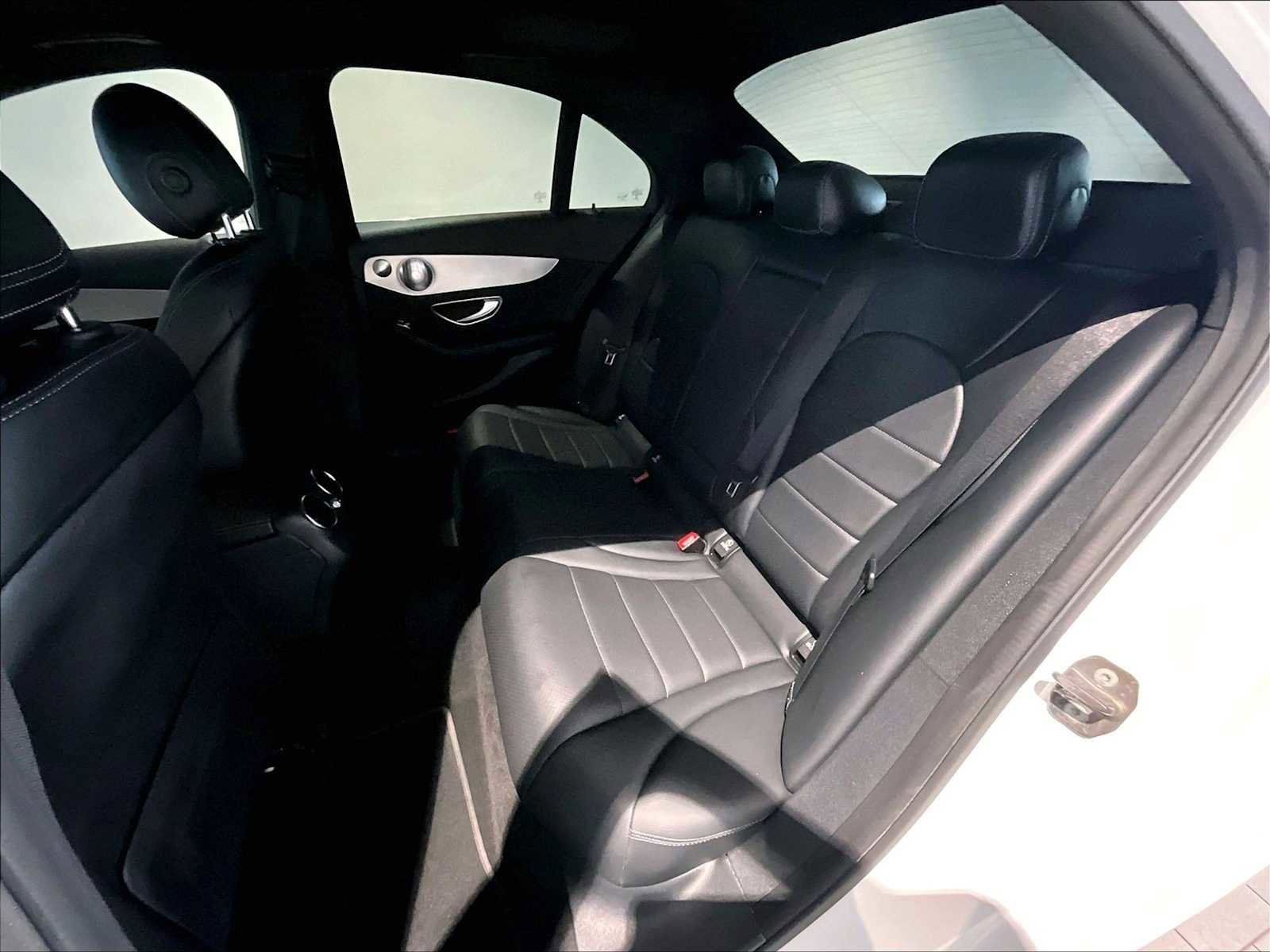 Used 2018 Mercedes-Benz C 300 Sedan image 31
