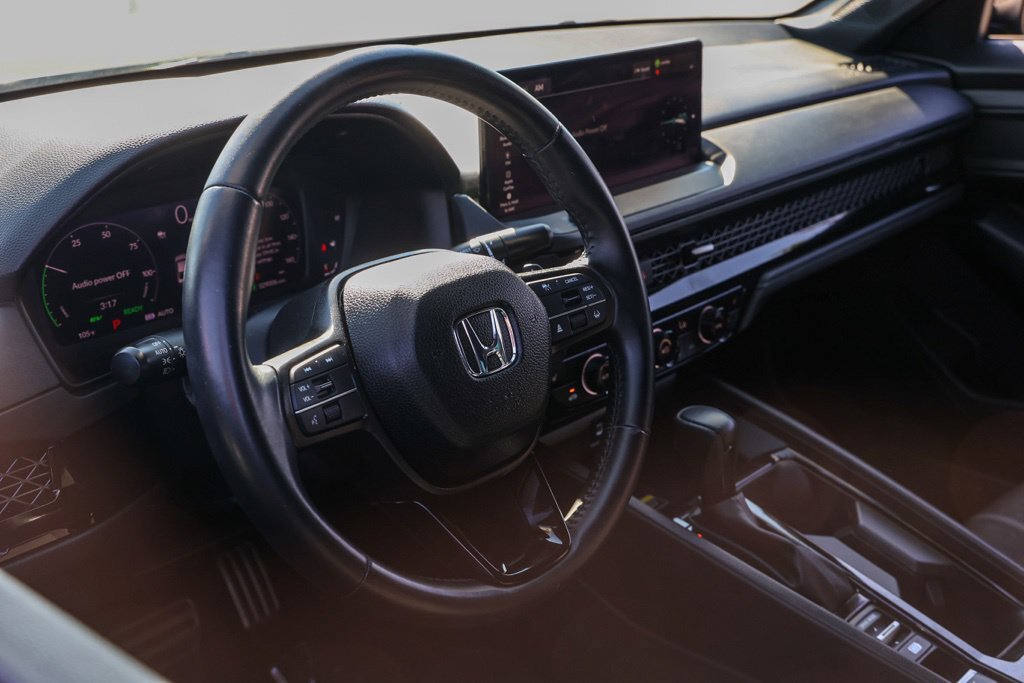 Used 2025 Honda Accord Sport image 14