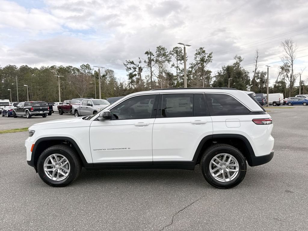 New 2026 Jeep Grand Cherokee Laredo image 6