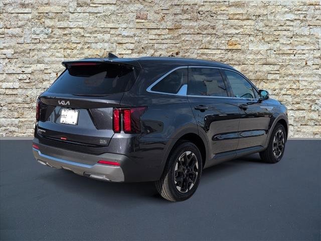 New 2026 Kia Sorento S image 5