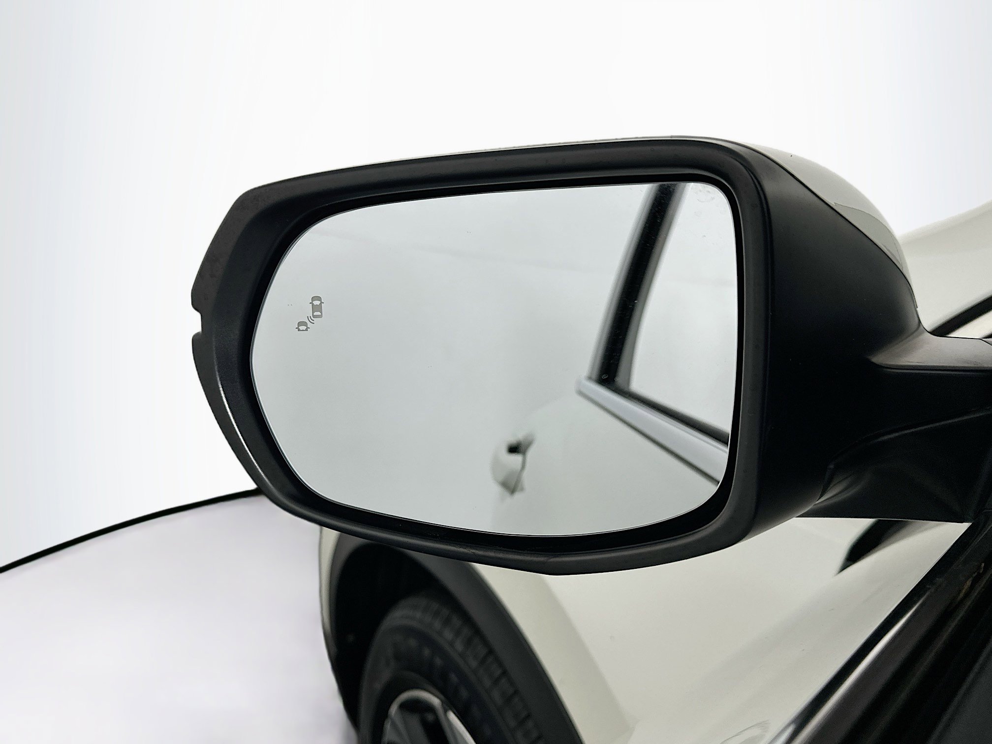 Used 2018 Honda CR-V Touring image 16