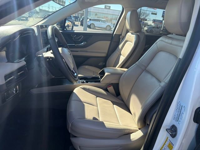 Certified 2024 Lincoln Corsair AWD w/ Equipment Group 101A image 12