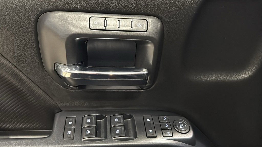 Used 2016 GMC Sierra 2500 SLT w/ Duramax Plus Package image 22