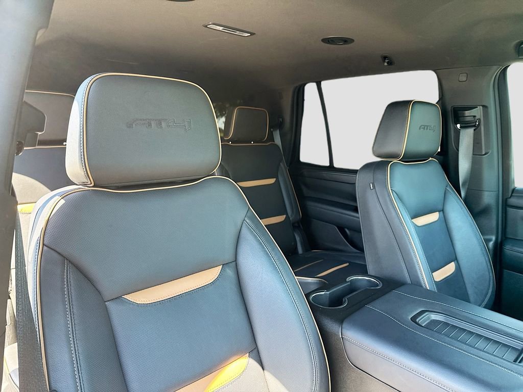Used 2024 GMC Yukon AT4 w/ Technology Package AWD/4WD image 25