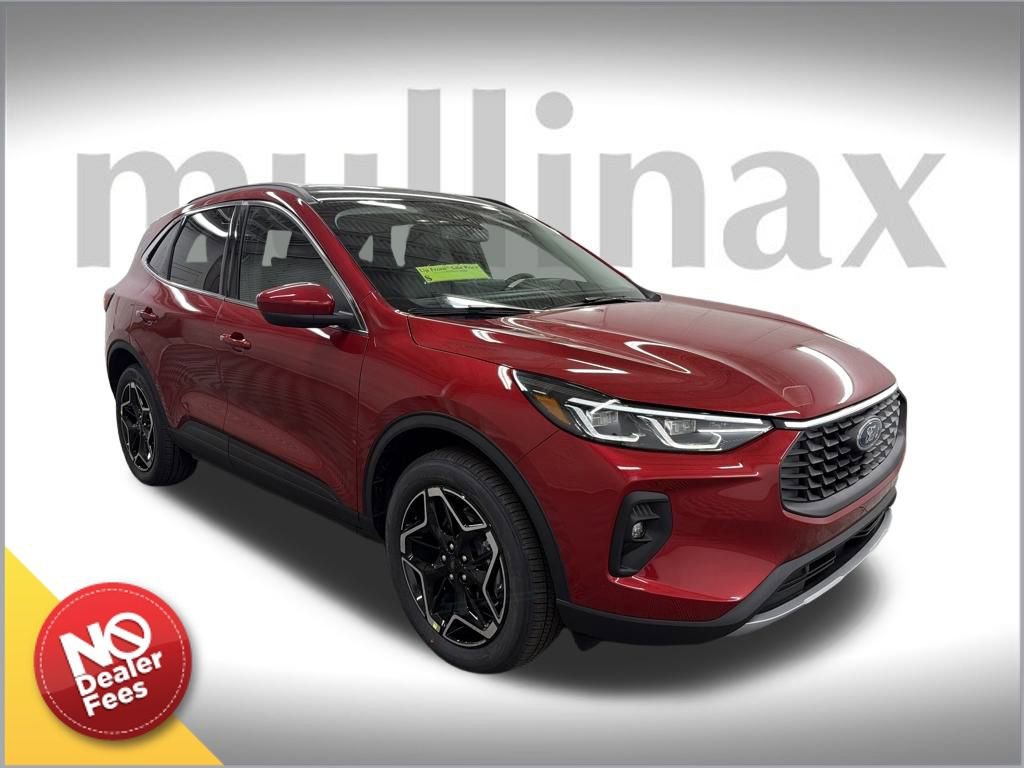New 2026 Ford Escape Platinum w/ Class II Trailer Tow Package