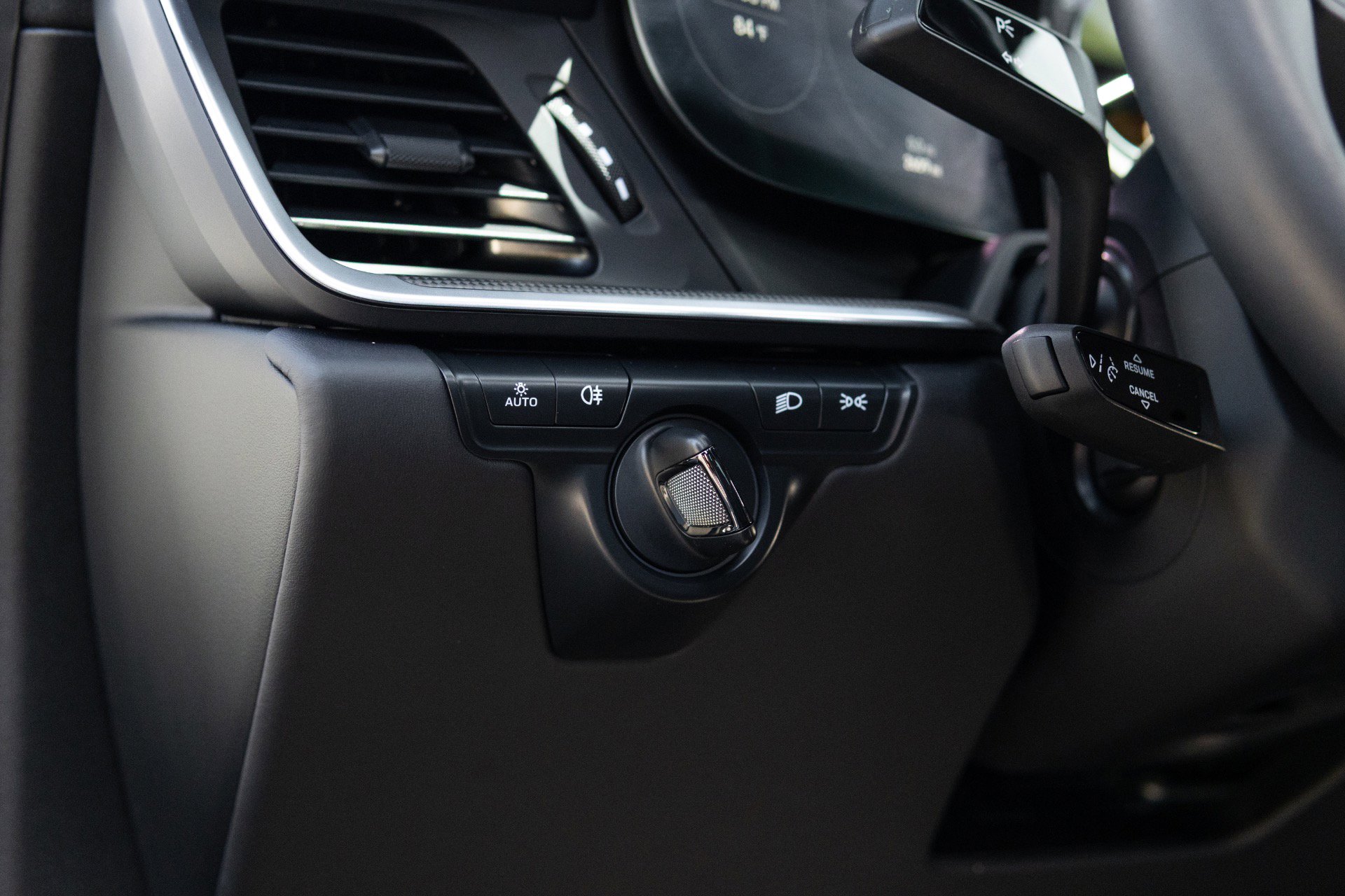 Used 2023 Porsche 911 Turbo S image 38