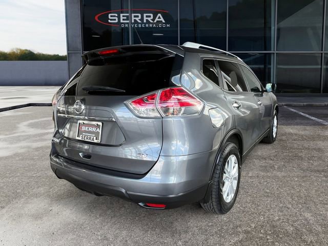 Used 2016 Nissan Rogue SV image 4