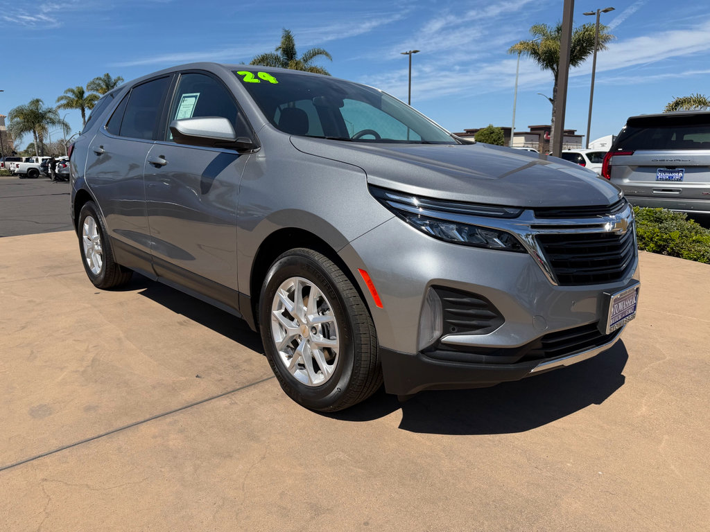 Used 2024 Chevrolet Equinox LT FWD image 3
