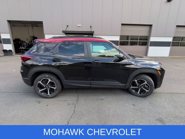 Certified 2021 Chevrolet TrailBlazer RS w/ Sun and Liftgate Package AWD/4WD image 6