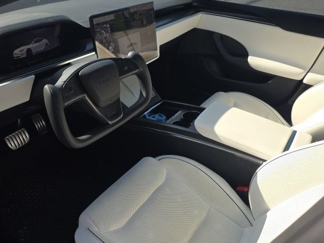 Used 2021 Tesla Model S Plaid AWD/4WD image 10