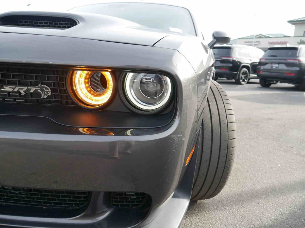 Used 2021 Dodge Challenger SRT Hellcat Redeye image 16