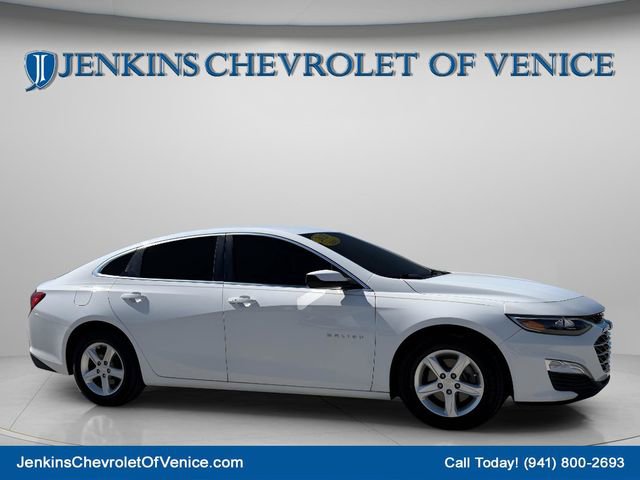 Used 2021 Chevrolet Malibu LS image 2