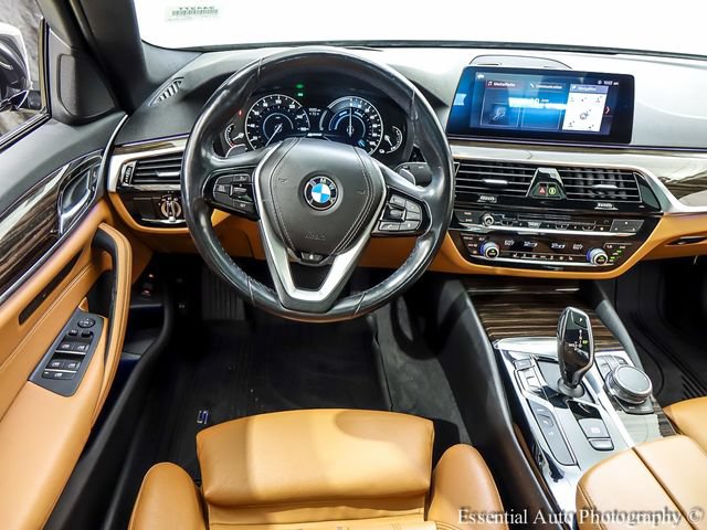 Used 2019 BMW 530e xDrive w/ Premium Package AWD/4WD image 13