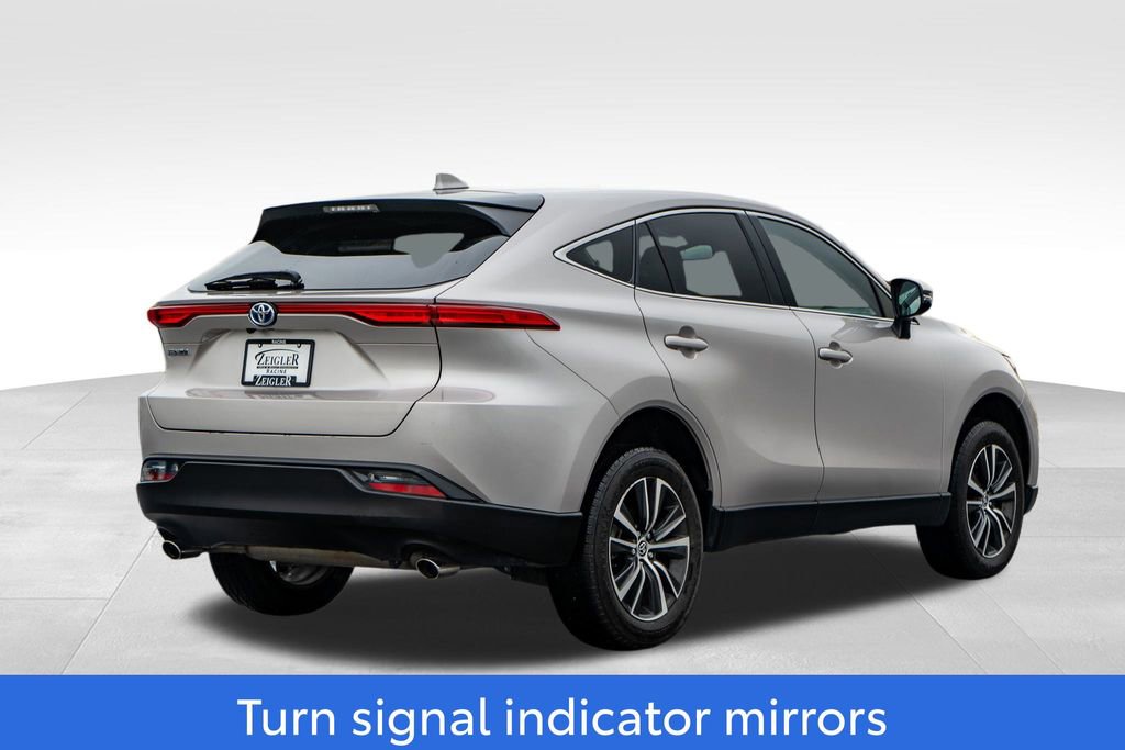 Certified 2024 Toyota Venza LE image 7