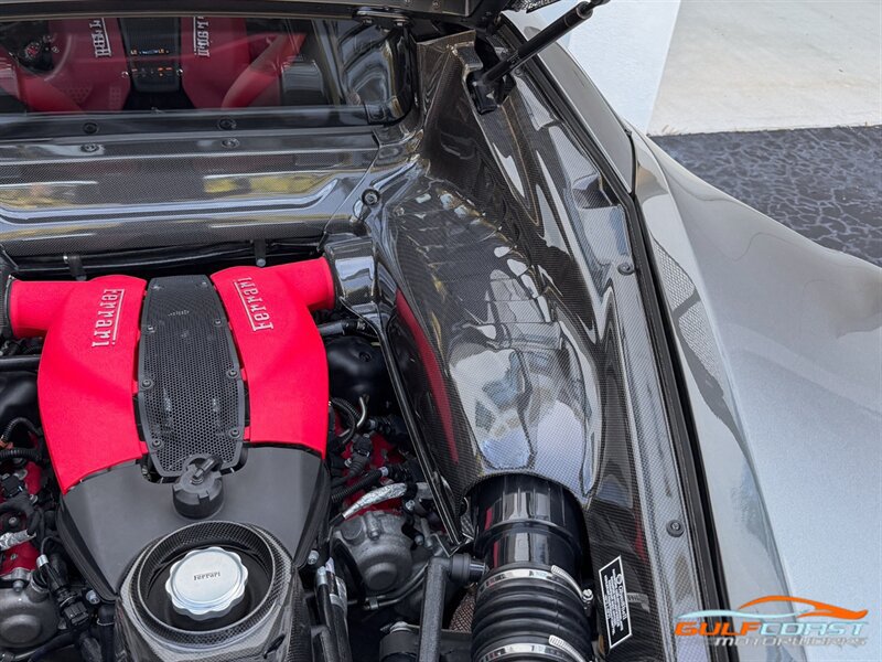 Used 2021 Ferrari F8 Tributo RWD image 37