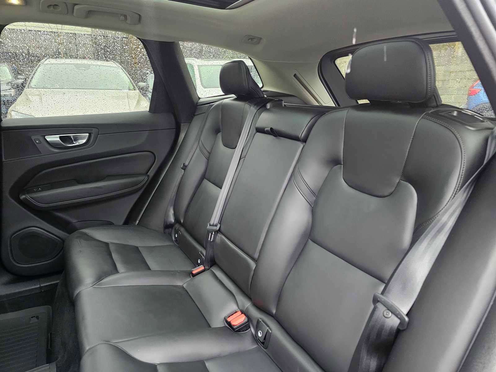 Certified 2025 Volvo XC60 B5 Core w/ Protection Package Premier image 20