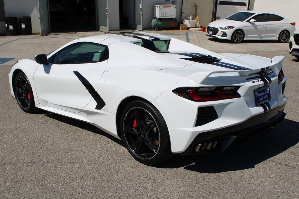 Used 2021 Chevrolet Corvette Stingray Premium Conv w/ Z51 Performance Package RWD image 6