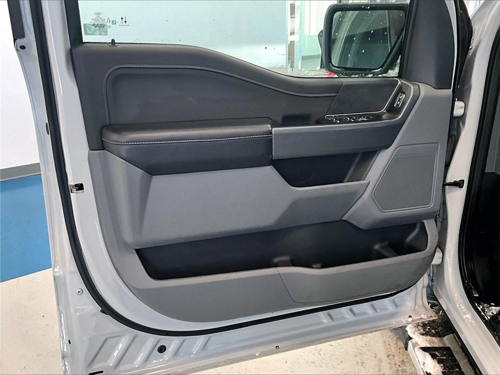 Used 2024 Ford F150 XLT w/ Mobile Office Package image 9