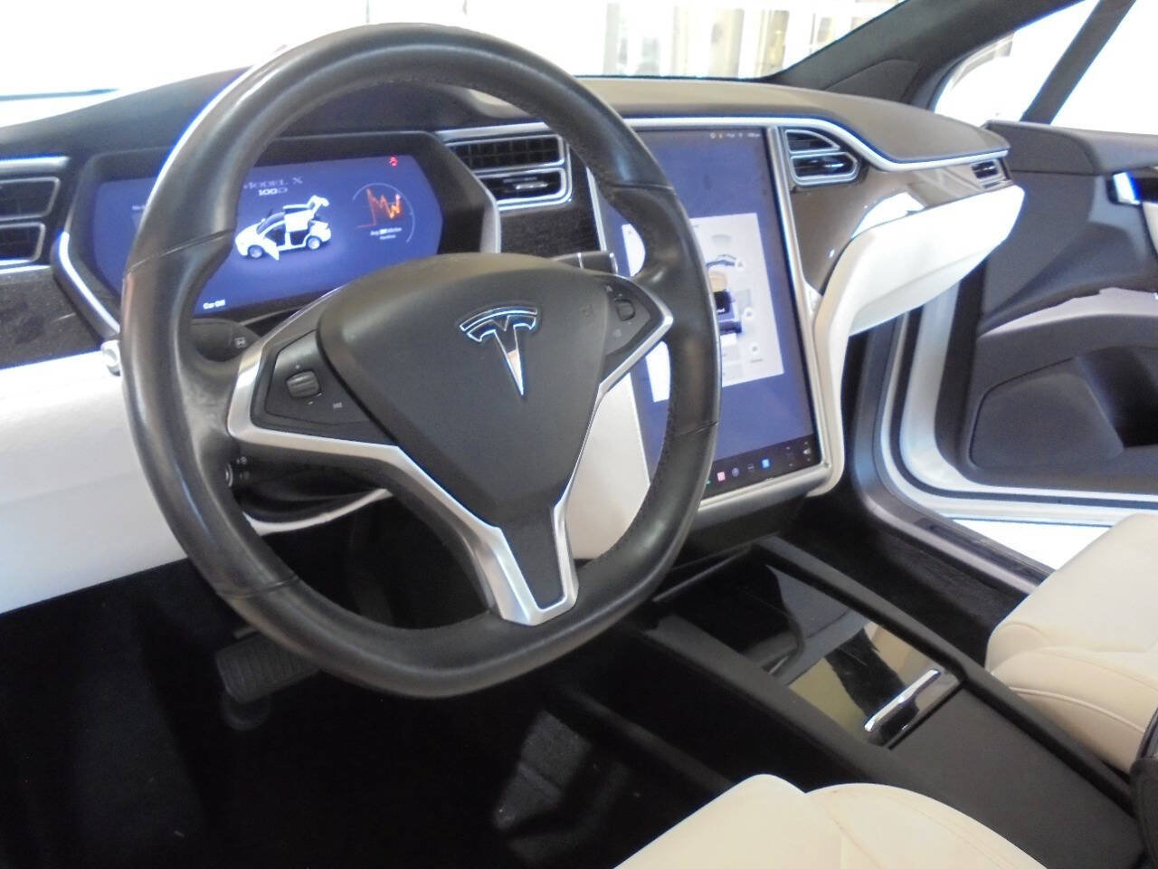 Used 2018 Tesla Model X P100D AWD/4WD image 9