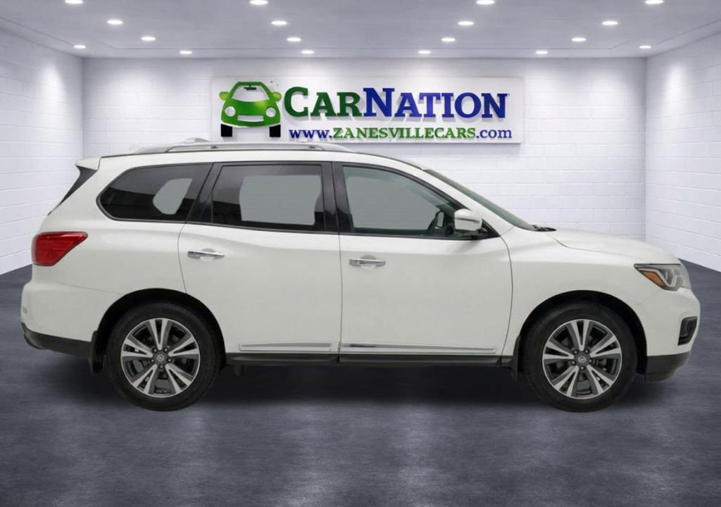 Used 2019 Nissan Pathfinder Platinum AWD/4WD image 3