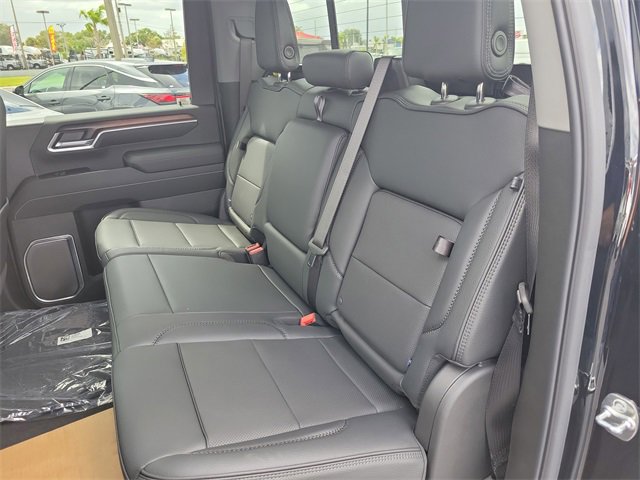 New 2026 GMC Sierra 2500 Denali w/ Denali Reserve Package image 8