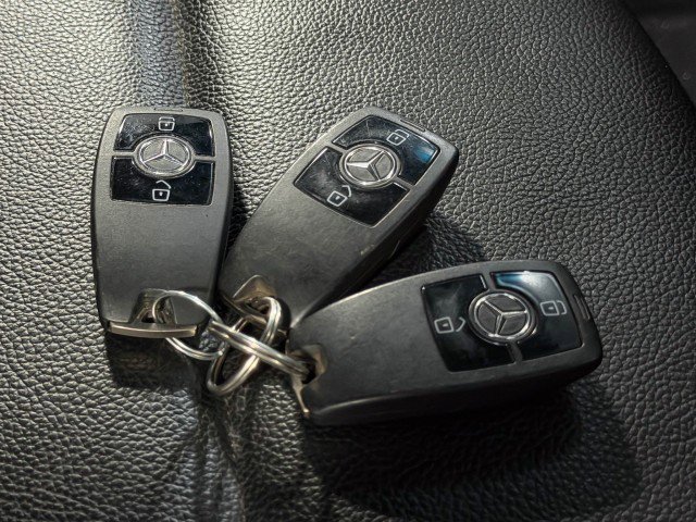 Used 2021 Mercedes-Benz Sprinter 2500 image 36