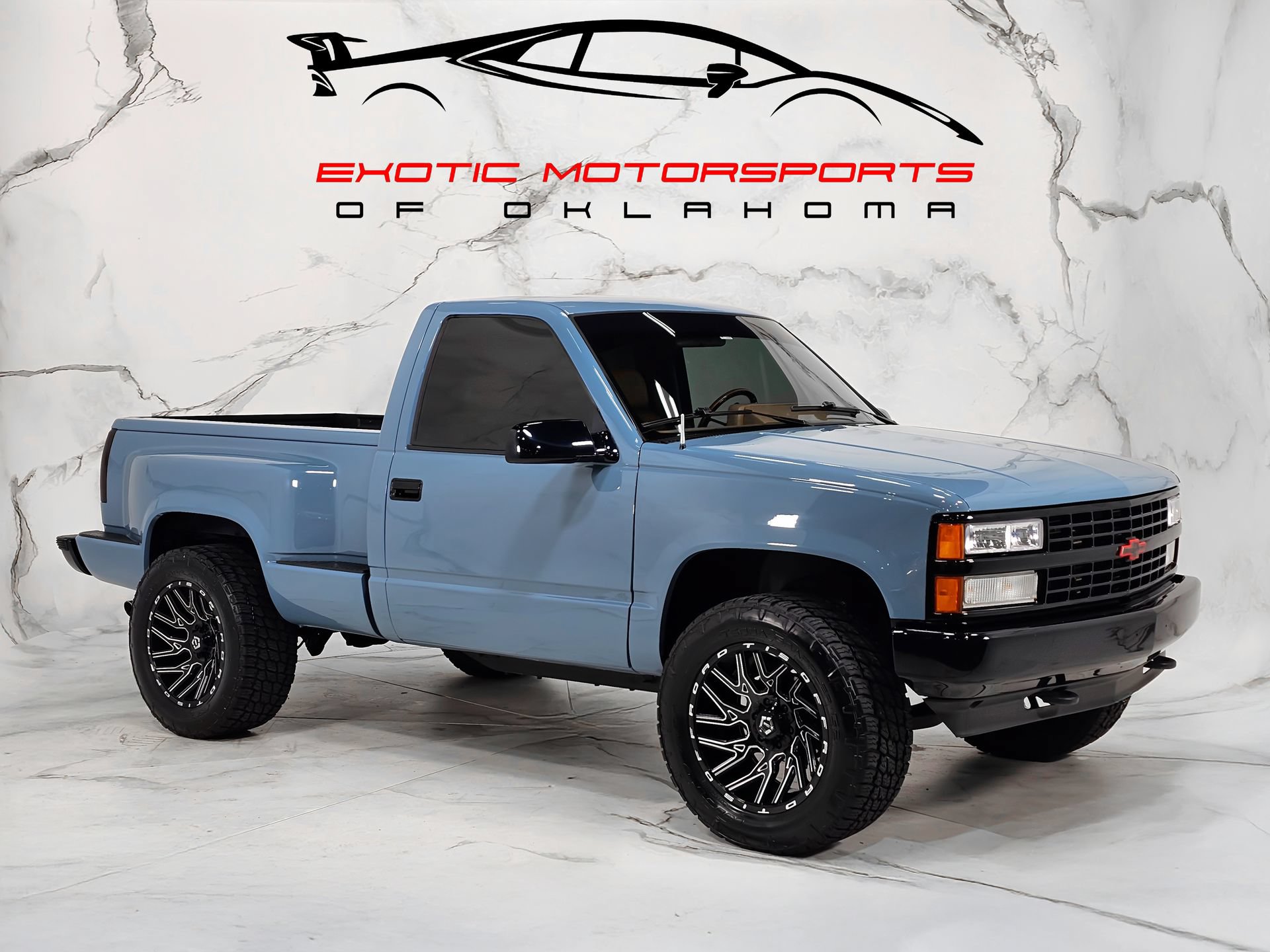 Used 1993 Chevrolet Silverado 1500 4x4 Regular Cab image 1