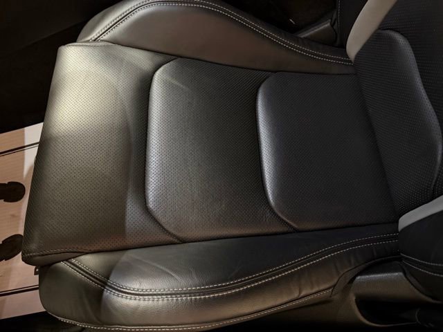 Used 2023 Chevrolet Camaro LT image 15