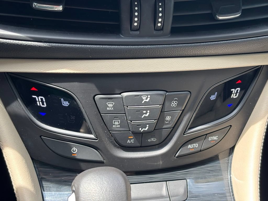 Used 2017 Buick Envision Preferred FWD image 28