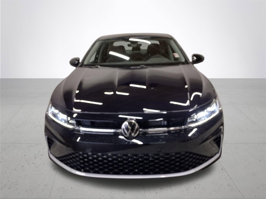 New 2026 Volkswagen Jetta SE image 3
