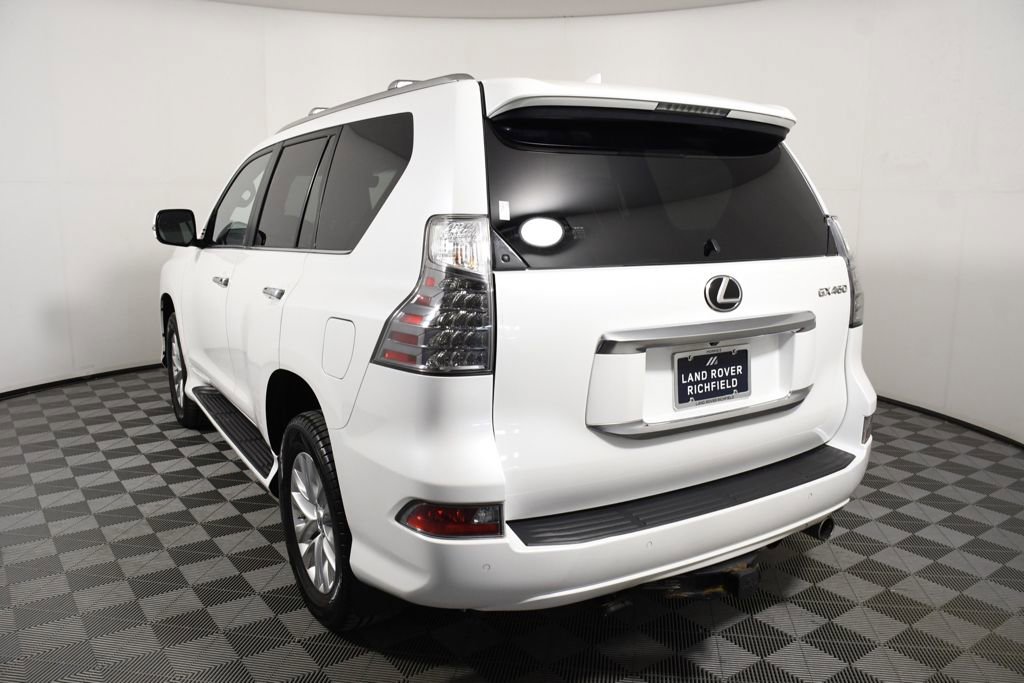 Used 2021 Lexus GX 460 Premium w/ Premium Package image 4