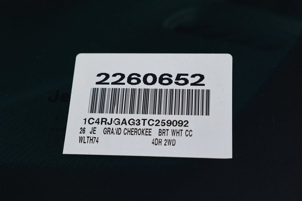 New 2026 Jeep Grand Cherokee Laredo RWD image 34