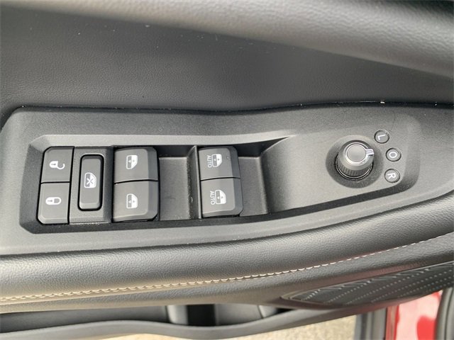 Used 2023 Jeep Grand Cherokee Altitude image 22