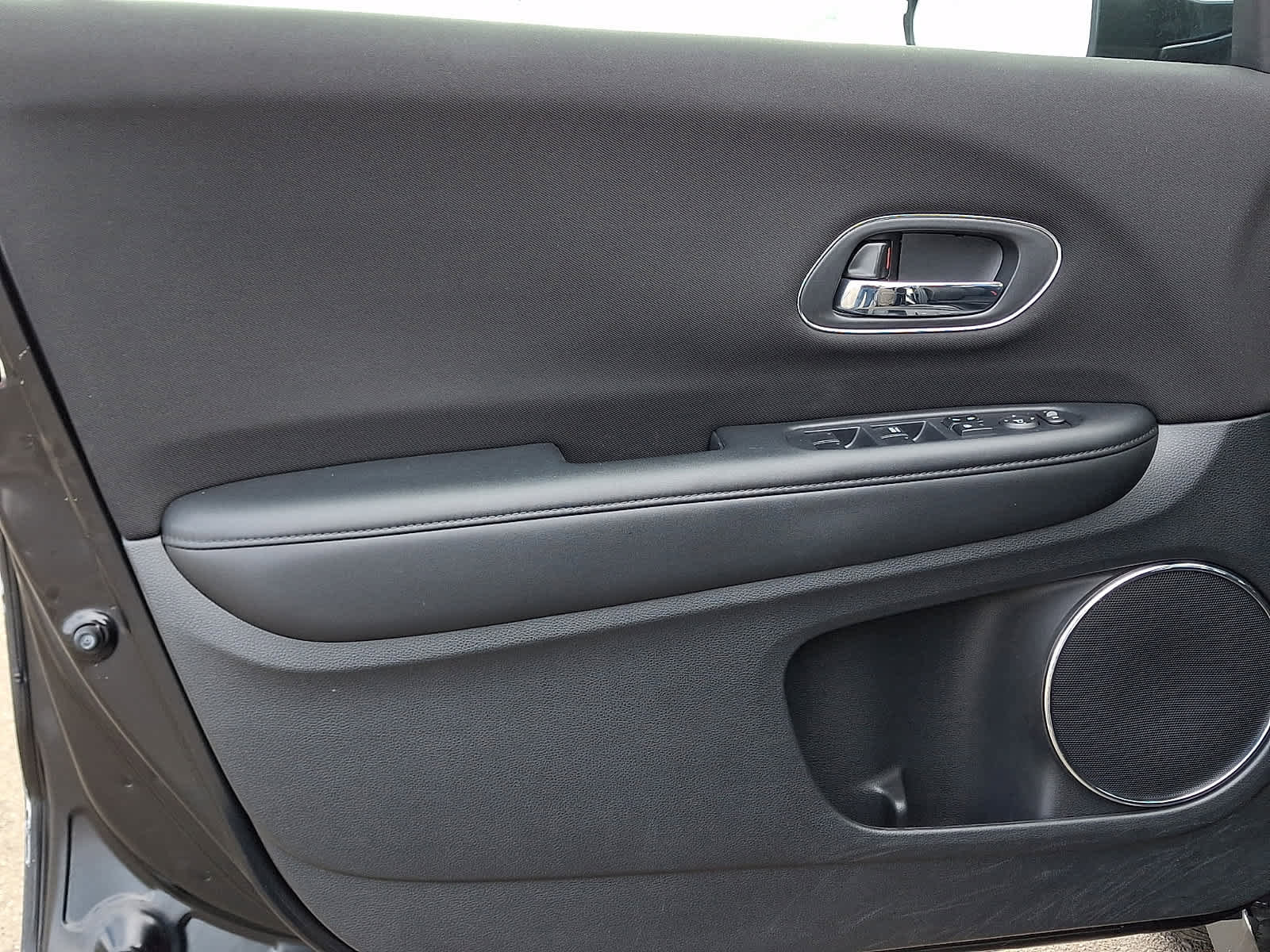 Certified 2018 Honda HR-V EX image 13