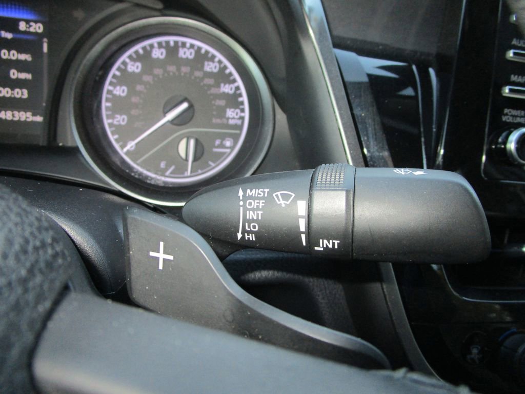Used 2024 Toyota Camry SE image 25