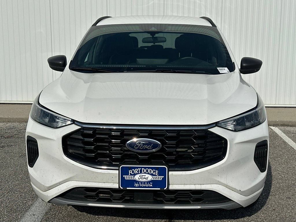 Used 2024 Ford Escape ST-Line w/ Tech Pack #1 AWD/4WD image 11
