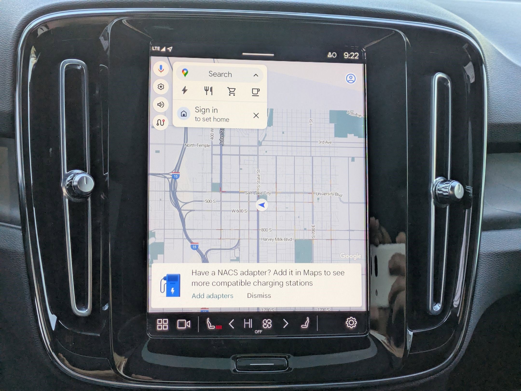 Certified 2023 Volvo XC40 Recharge Plus image 21