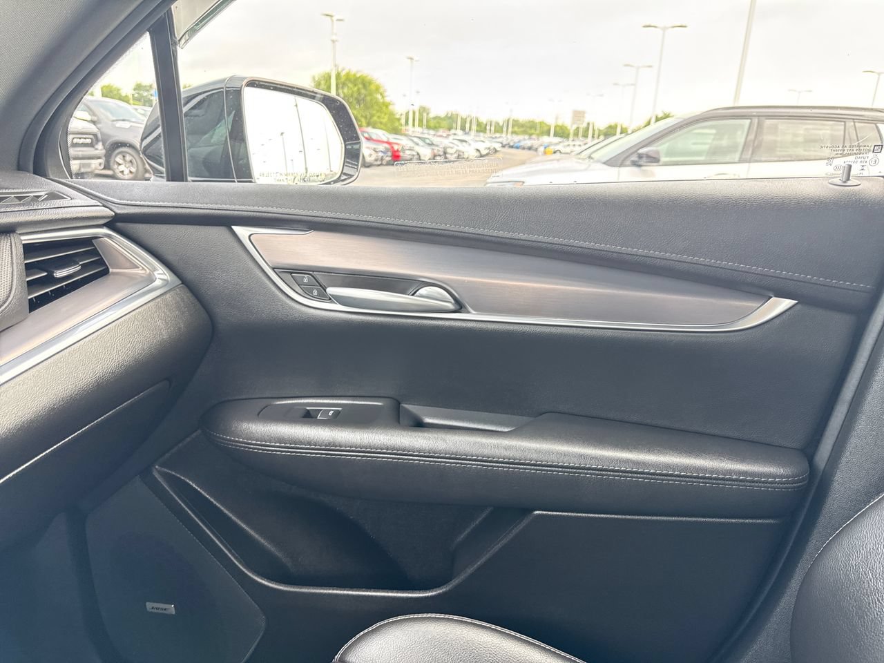 Used 2025 Cadillac XT5 Luxury AWD/4WD image 26