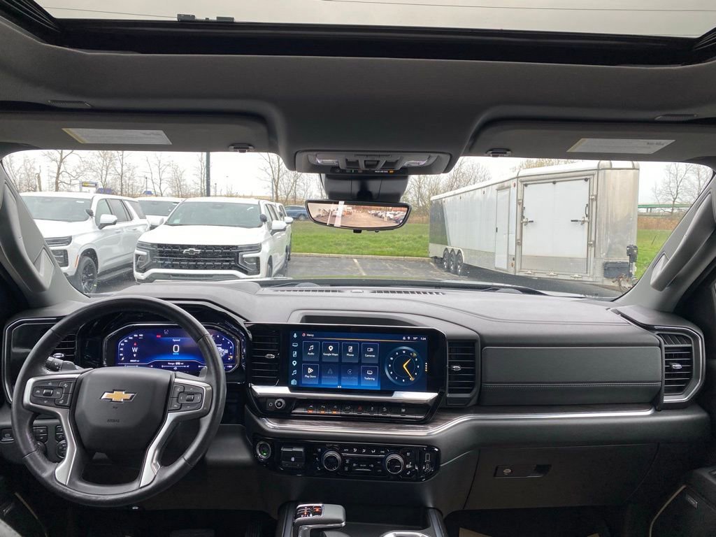 Used 2023 Chevrolet Silverado 1500 LTZ w/ LTZ Premium Package image 23