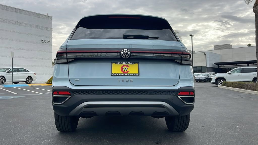 New 2025 Volkswagen Taos SE image 10